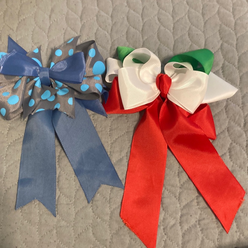 Hair bows never been used